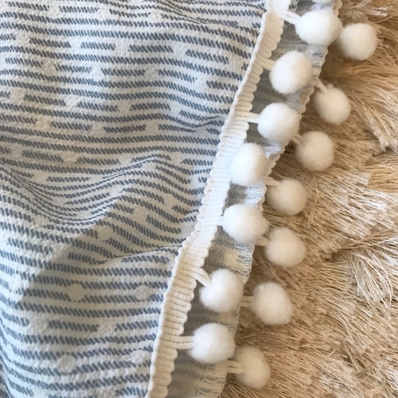 🧡SOLD🧡 Trumpet Sleeved Pom Pom Blouse Blue - Picture 7 of 8